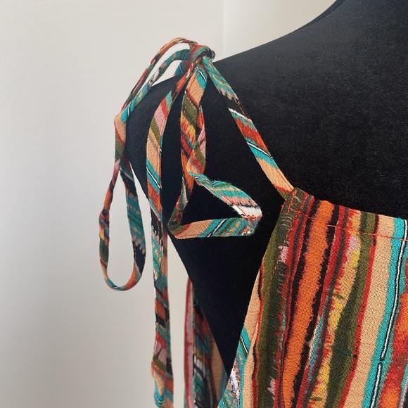 NWT Honey Belle Multi-Colored Tank with Tie Strap and Keyhole Neck Size Small - Picture 4 of 7